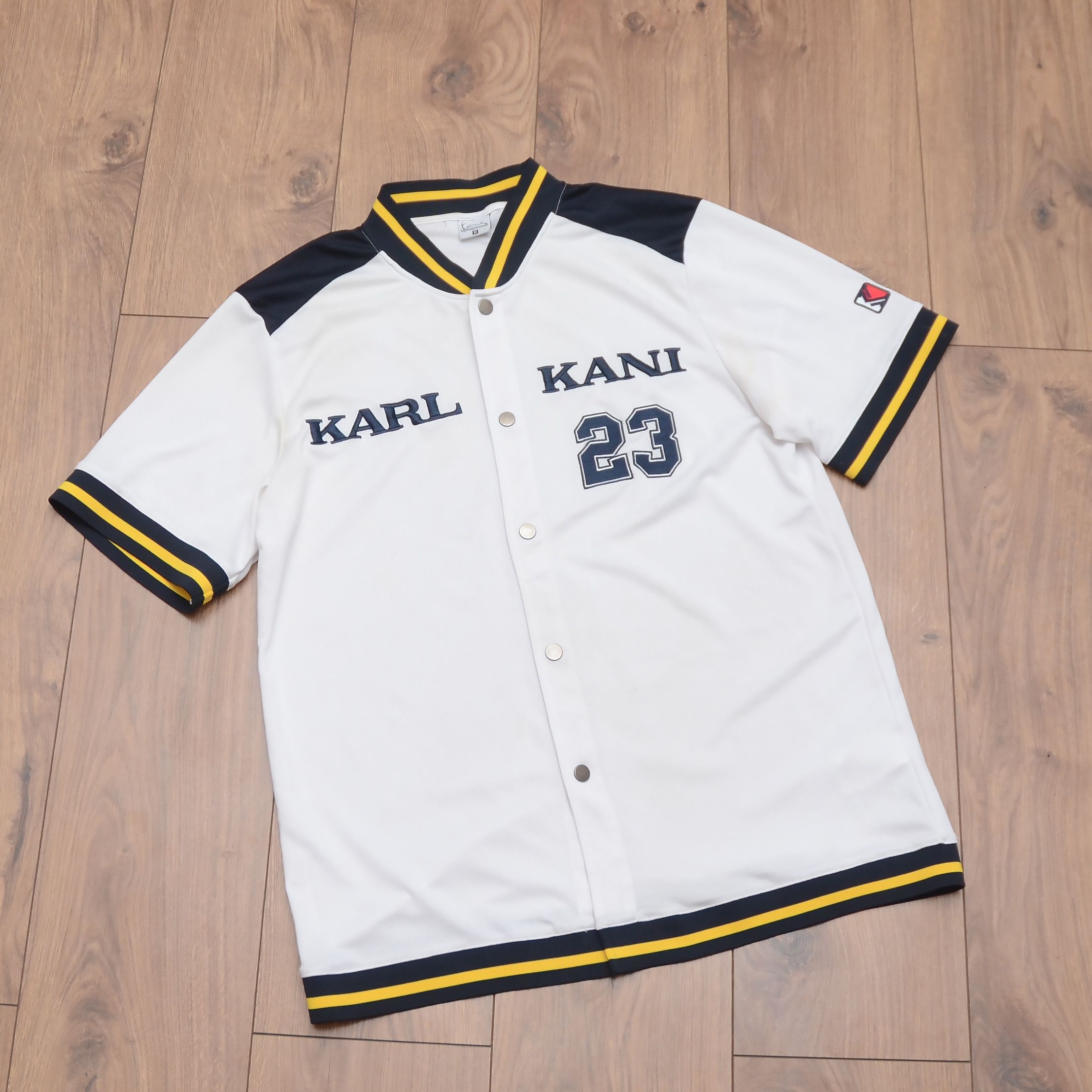 Karl Kani Karl Kani Striped Big Logo Jersey Size M White Hip-Hop Y2K Size US M / EU 48-50 / 2 - 5 Thumbnail
