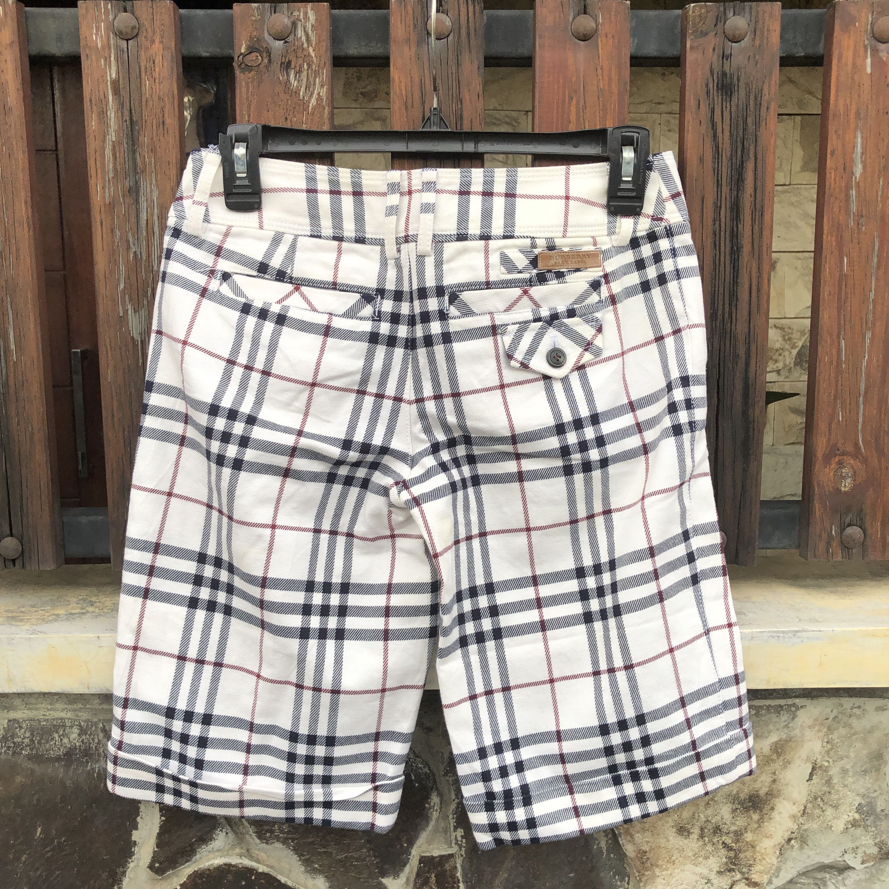 Burberry BURBERRY BLUE LABEL NOVA SHORT PANTS Size 27" / US 4 / IT 40 - 7 Thumbnail