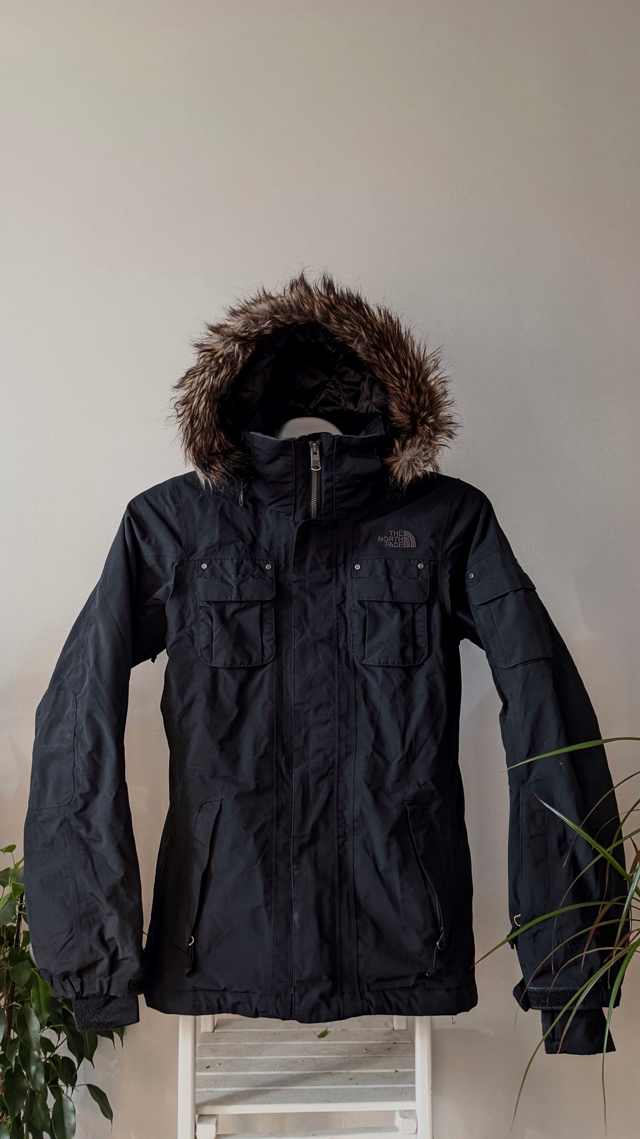 image of Outdoor Life x The North Face Wmns Hyvent Ski Jacket in Black, Men's (Size XS)