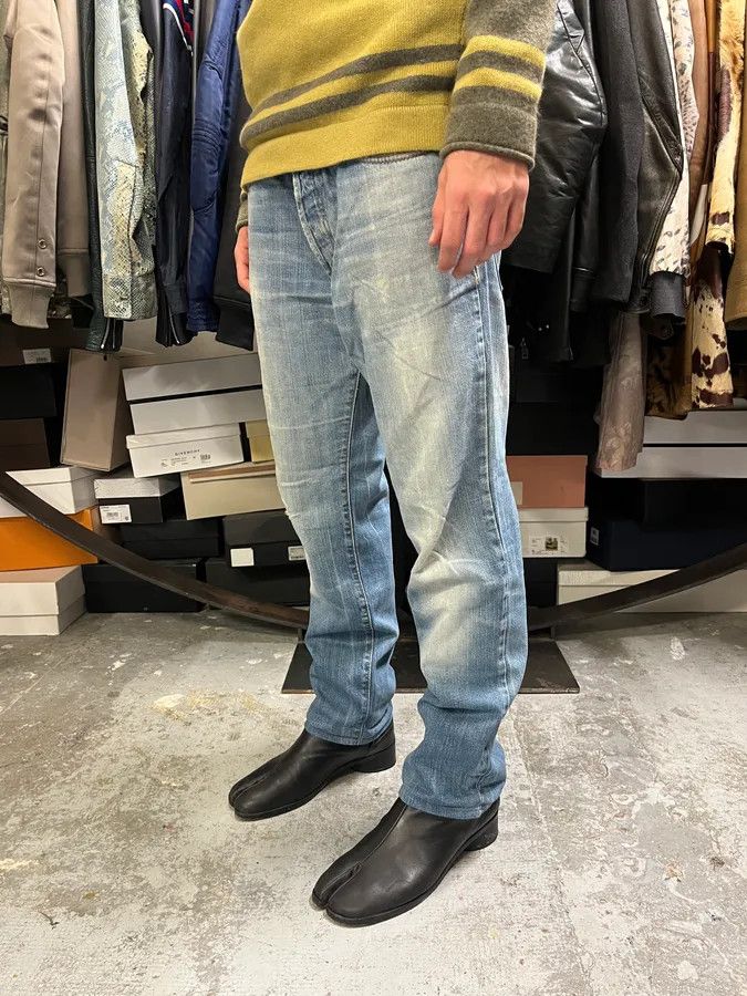 Just Cavalli 2000s Cavalli Faded Denim Distressed Denim Jeans Size US 32 / EU 48 - 2 Thumbnail