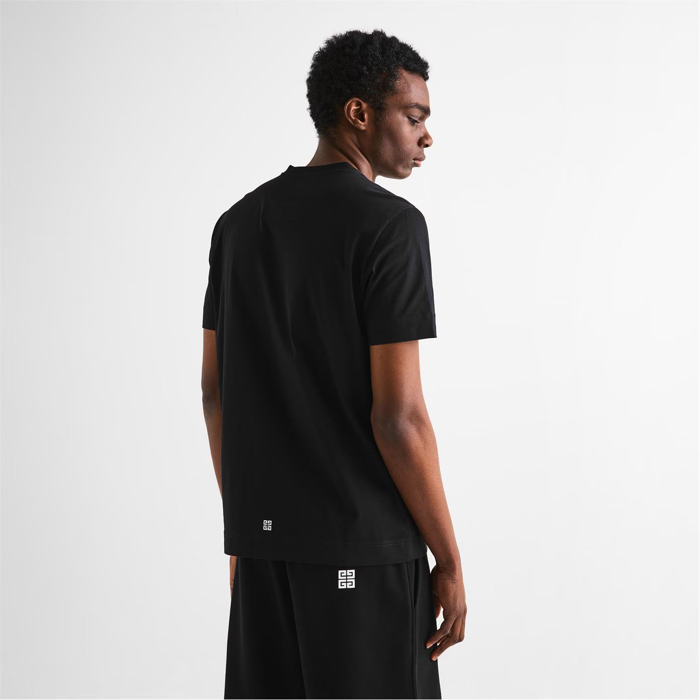 Givenchy o1g2r1mq0426 Slim Fit T-Shirt in Black Size US XXL / EU 58 / 5 - 3 Thumbnail