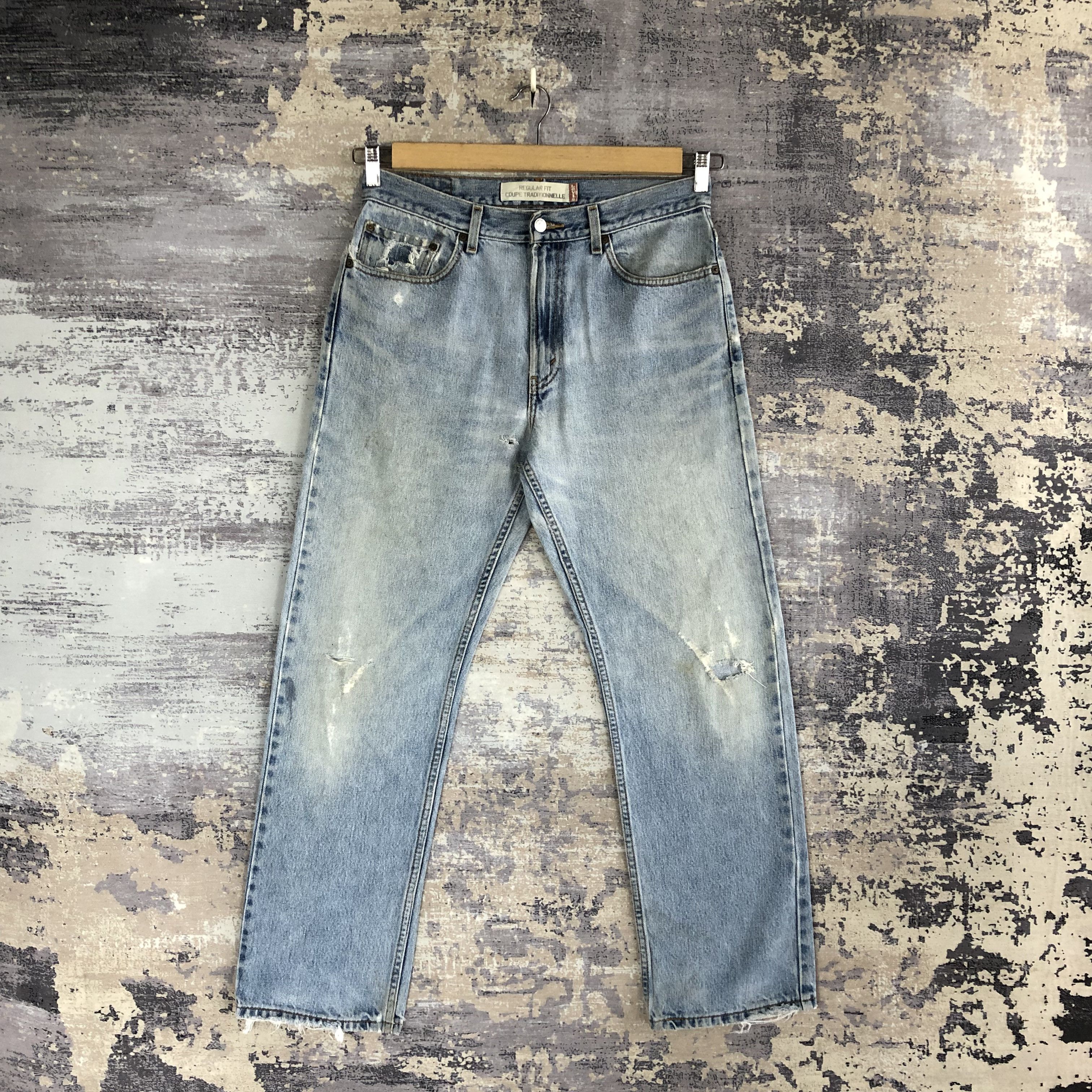 Levi's Vintage Levis Faded Jeans Levis Distressed Light Wash Denim Size US 32 / EU 48 - 1 Thumbnail
