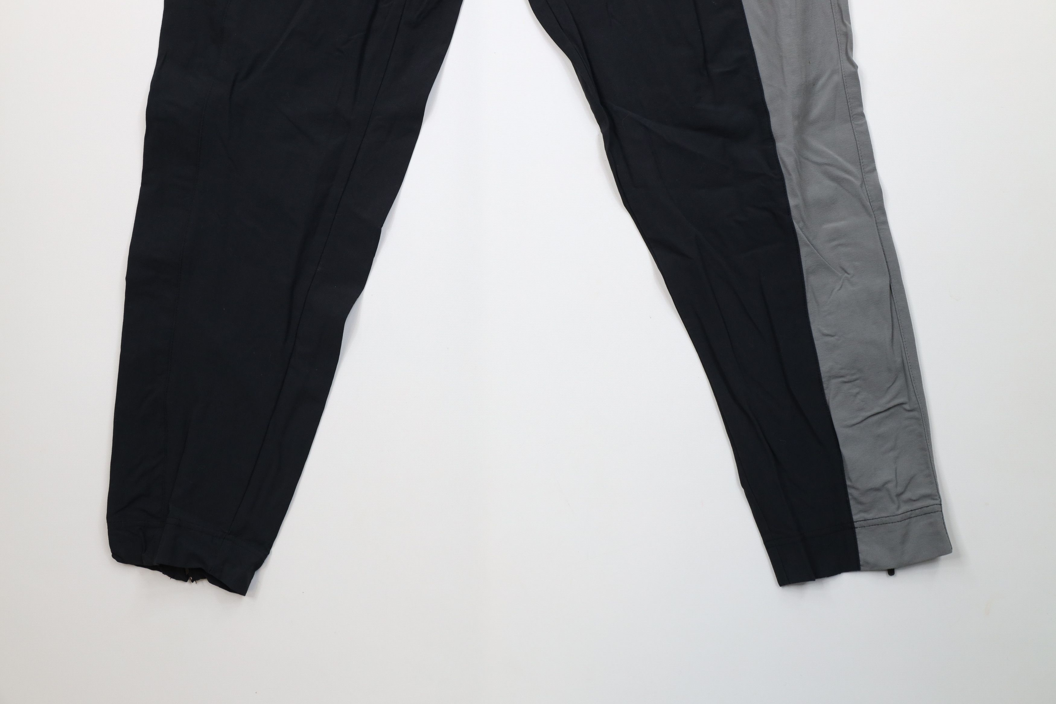 Nike Vintage Nike Mini Swoosh Tapered Leg Pants Black Stretch Size US 32 / EU 48 - 4 Thumbnail