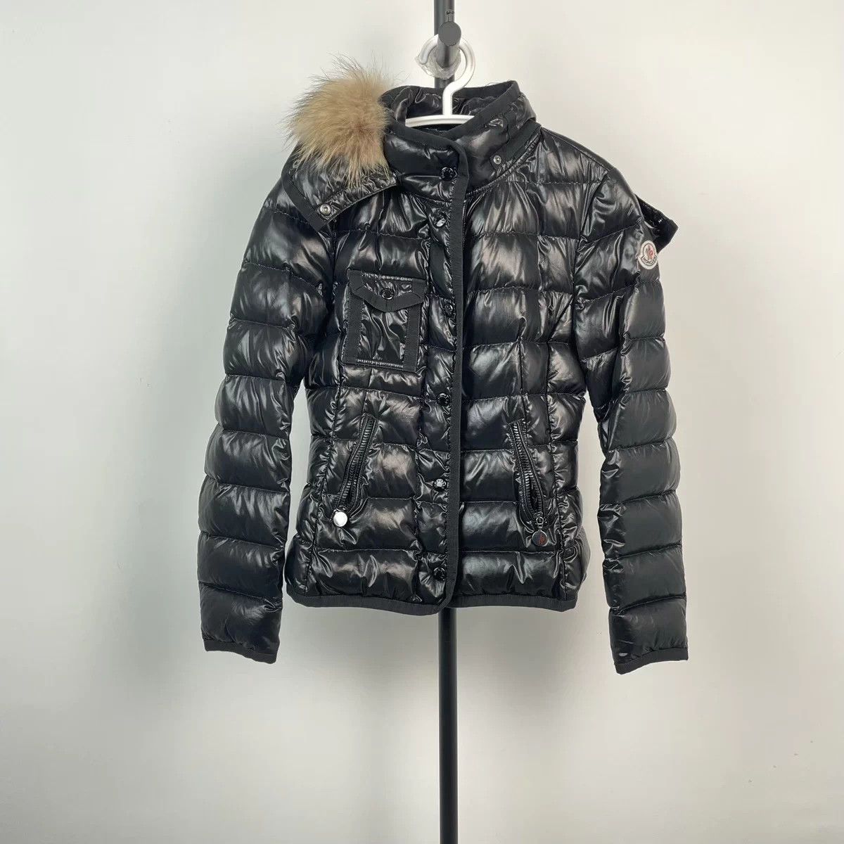 Moncler Moncler Shiny Fitted Down Jacket 0 Black Size XS / US 0-2 / IT 36-38 - 1 Thumbnail
