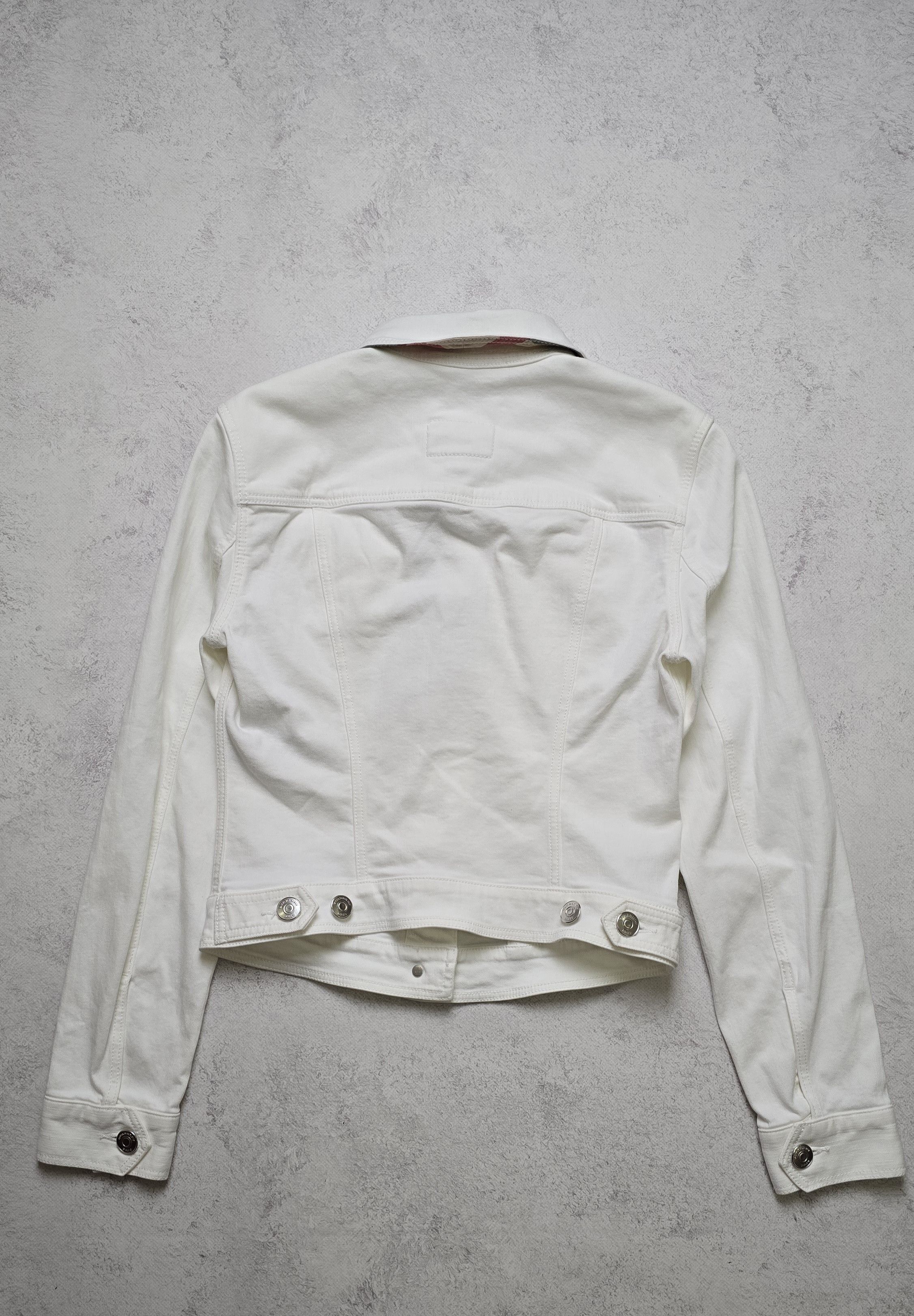 Burberry Burberry Brit White Cropped Denim Jacket Designer Luxury Size S / US 4 / IT 40 - 2 Thumbnail