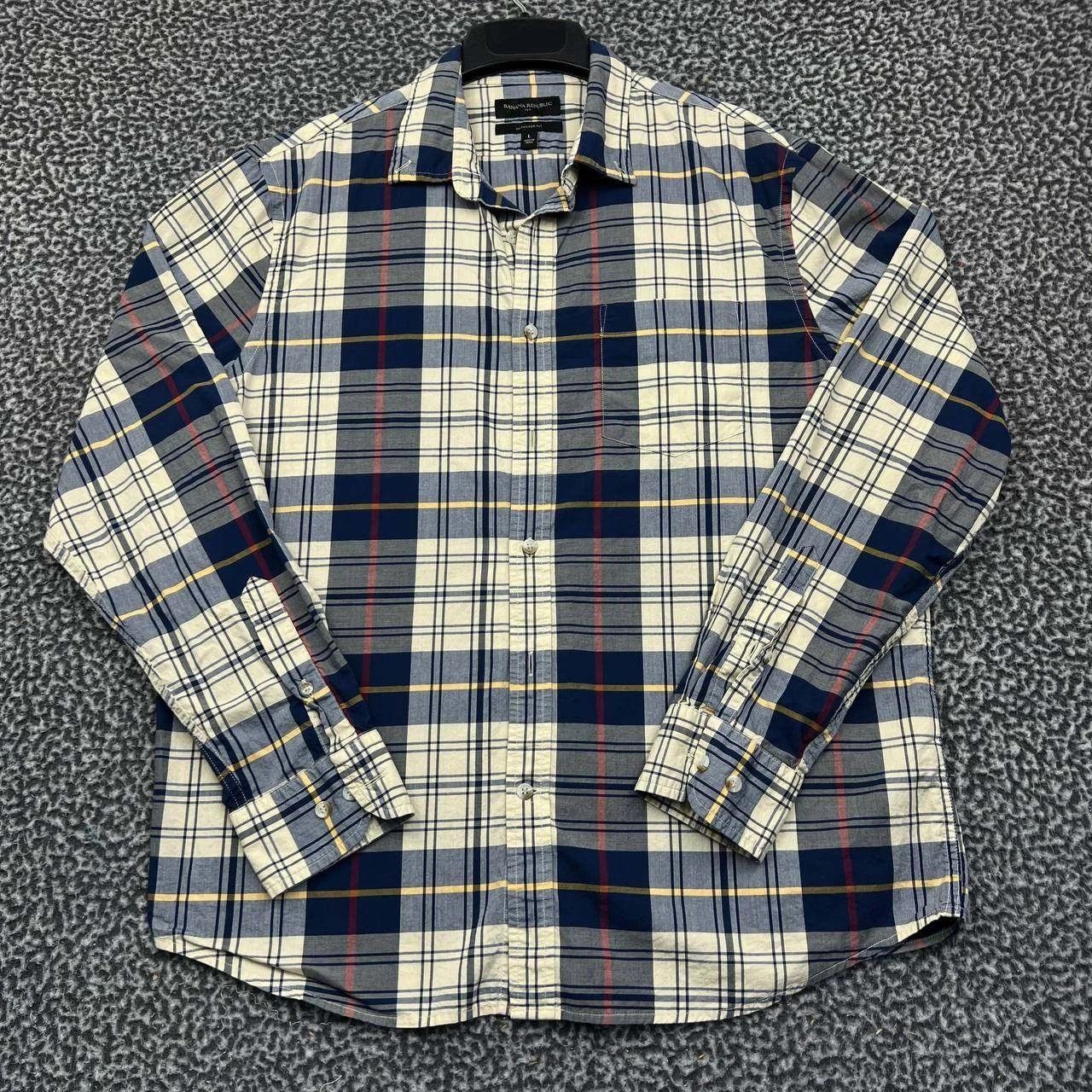 Banana Republic Banana Republic Button Up Shirt Men Flannel Plaid Cotton L Size US L / EU 52-54 / 3 - 1 Thumbnail