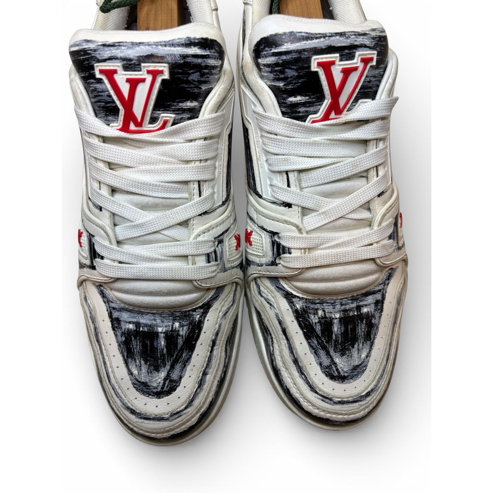 Louis Vuitton Louis Vuitton Trainer 'Colored-In Motif - White Black' | LV8 Size US 9 / EU 42 - 3 Thumbnail