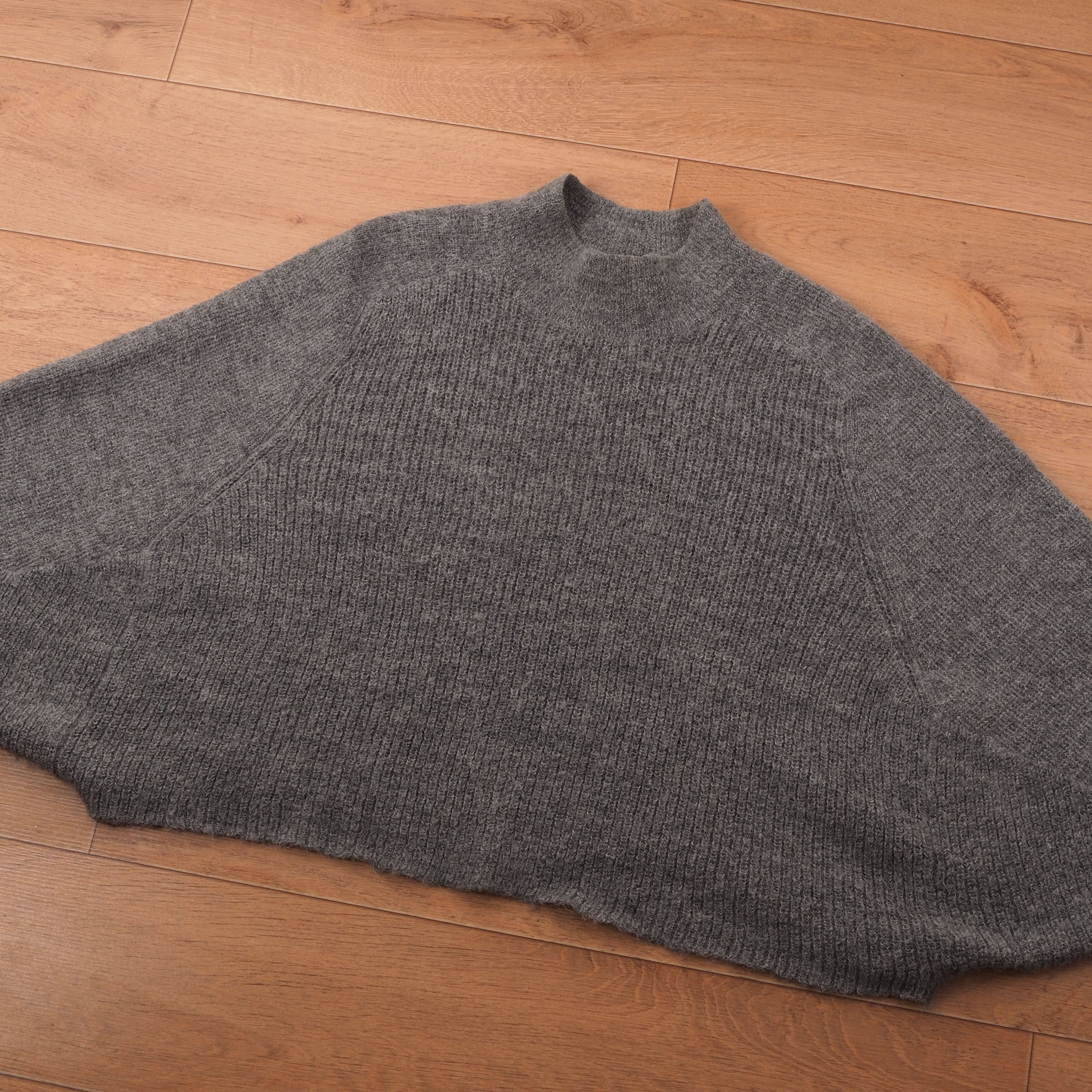 Acne Studios Acne Studios Darko AW12 Gray Alpaca Pullover Sweater Size S / US 4 / IT 40 - 6 Thumbnail
