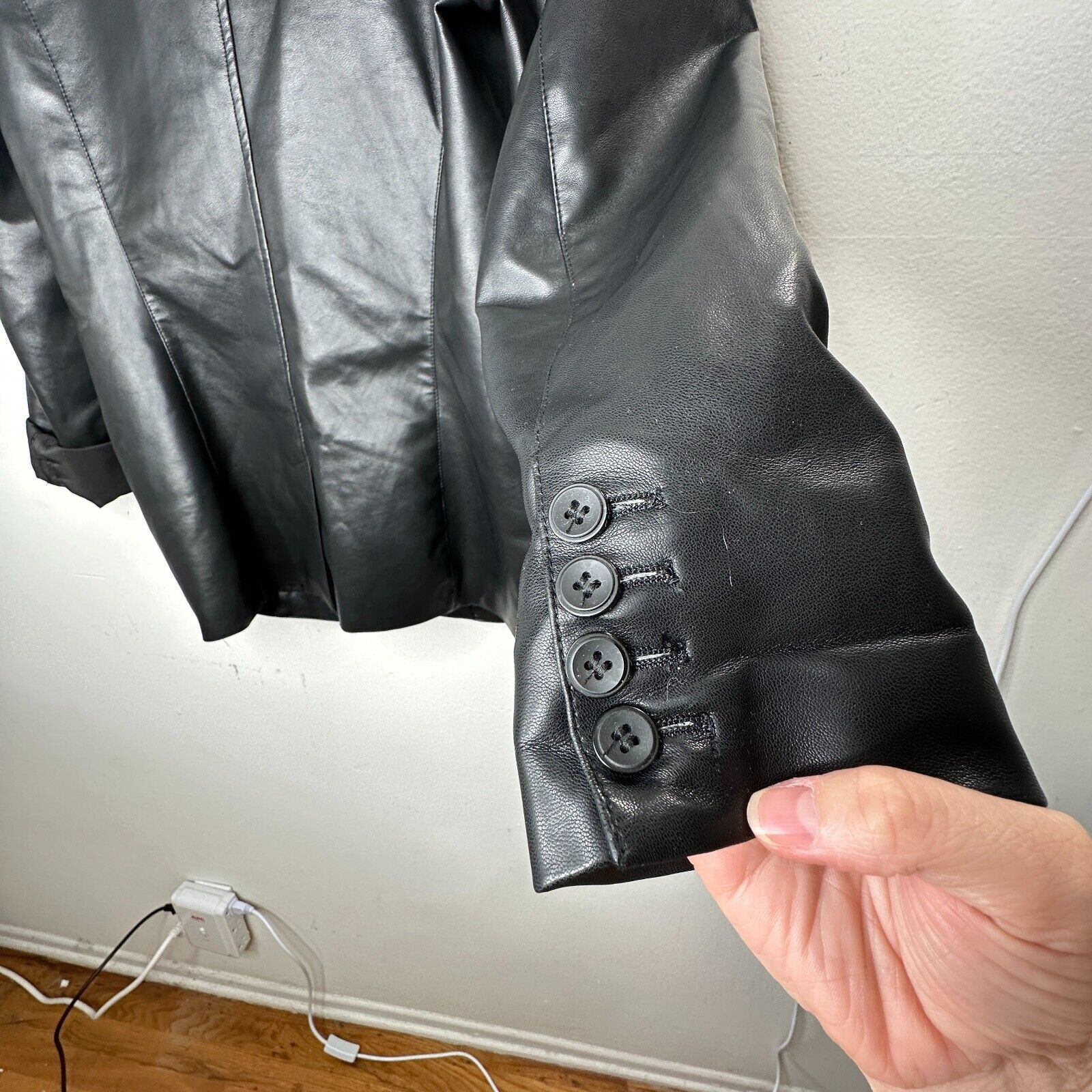 Other Black Leatherette Narrow Lapel Button Sleeve Blazer M Size M / US 6-8 / IT 42-44 - 4 Thumbnail