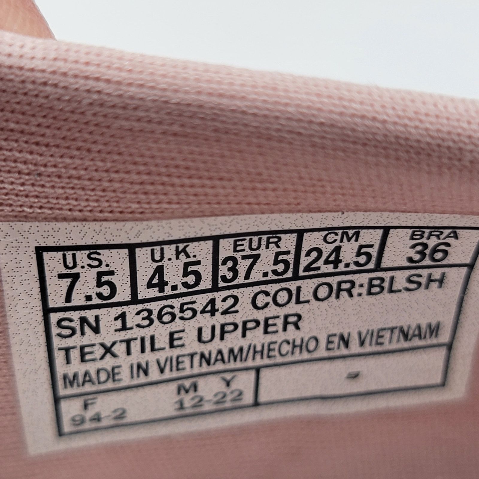 SKECHERS Skechers Wmns On the Go Flex Astonish Sz 7.5 Pink/Wht 136542 Size US 7.5 / IT 37.5 - 6 Thumbnail