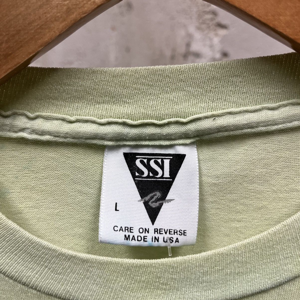 Vintage SSI Vintage Work Is A Four Letter Word Comedy Thin T-Shirt Size US L / EU 52-54 / 3 - 3 Thumbnail