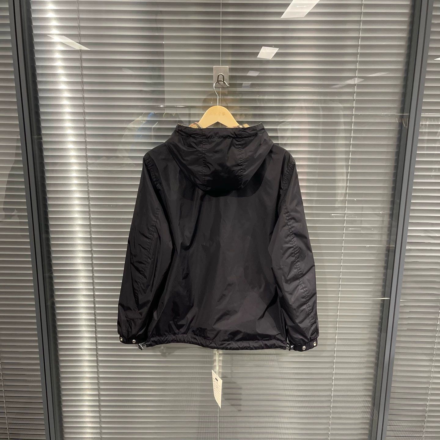 Burberry Burberry Classic Check Double-Faced Hooded Jacket L 95New Size US L / EU 52-54 / 3 - 2 Thumbnail