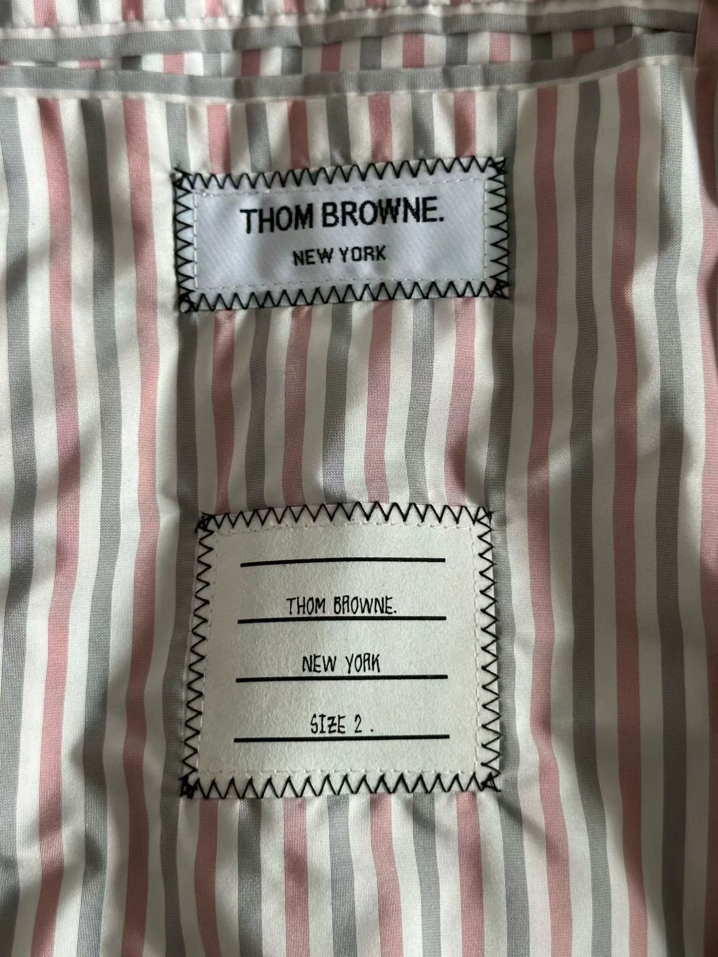 Thom Browne Thom Browne down jacket size 2 New tried on Size US M / EU 48-50 / 2 - 5 Thumbnail