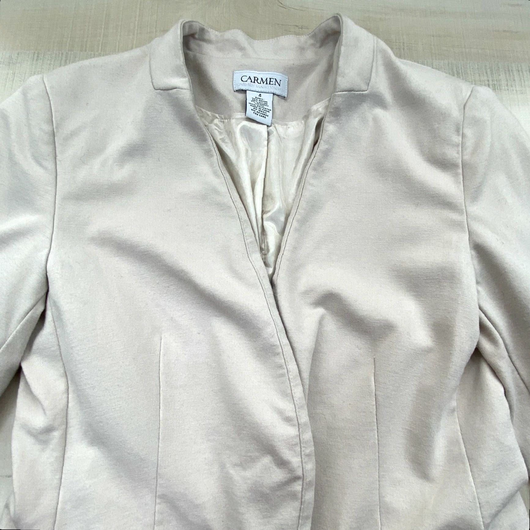 Vintage Carmen Marc Valvo Womens Cream Blazer Jacket 4 Regular Size Long Sleeve Open Front Pockets Business Classic Style Size S / US 4 / IT 40 - 2 Thumbnail