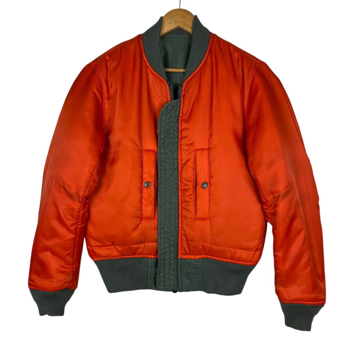 Alpha Industries 🔥 RARE RIOT ALPHA MA-1 US AIR FORCE SATIN BOMBER JACKET Size US M / EU 48-50 / 2 - 8 Thumbnail