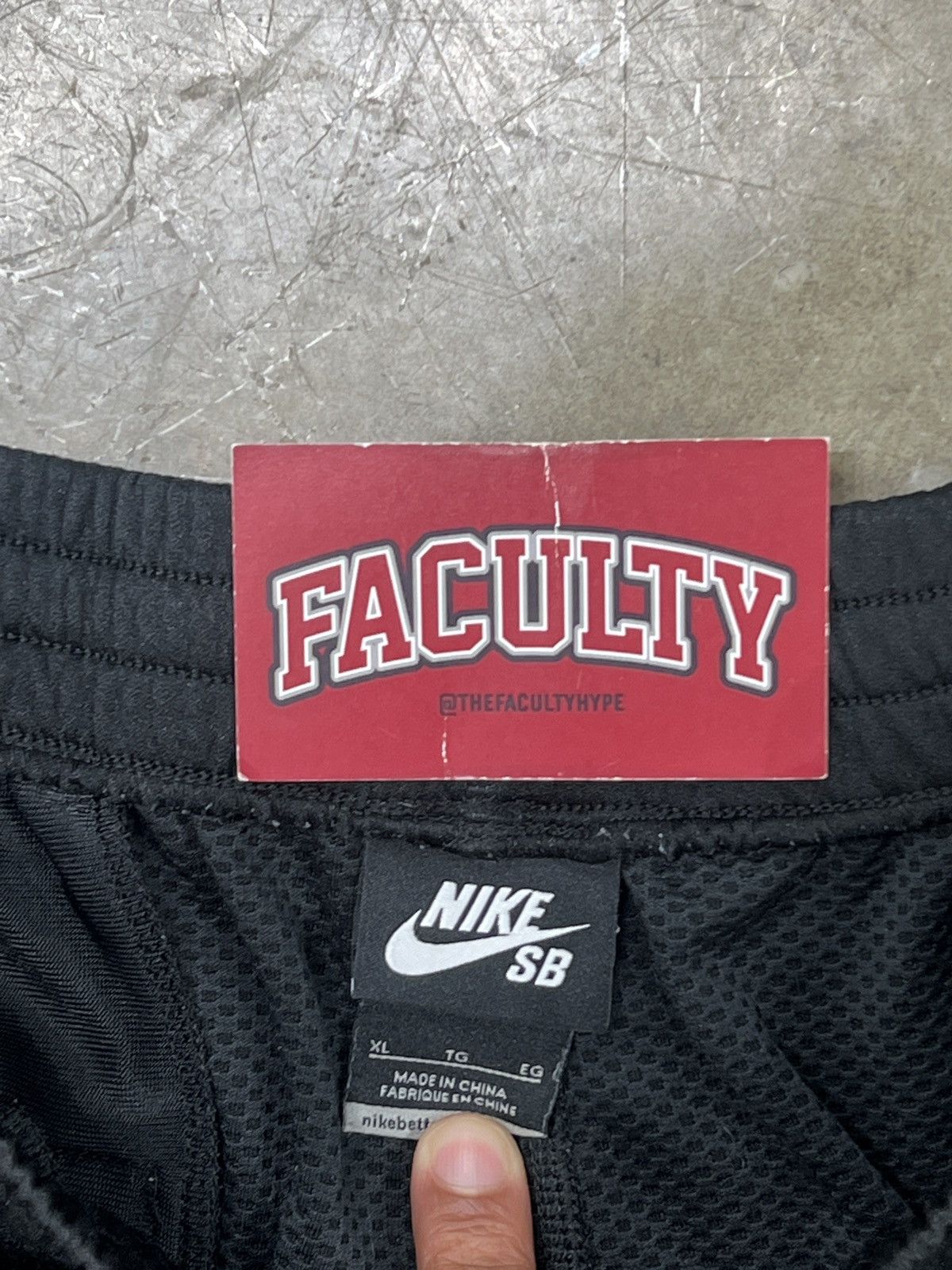 Nike Nike SB Basketball Short XL Size US 36 / EU 52 - 3 Thumbnail