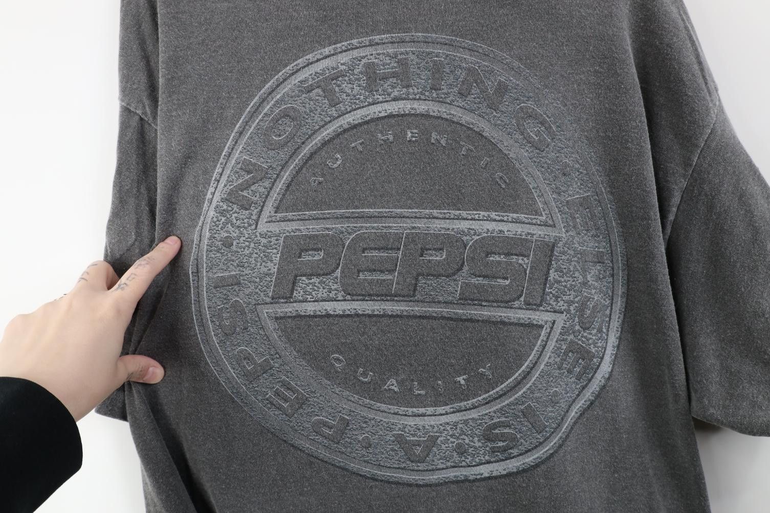 Vintage Vintage 90s Pepsi Co Stonewashed Short Sleeve T-Shirt USA Size US L / EU 52-54 / 3 - 11 Thumbnail
