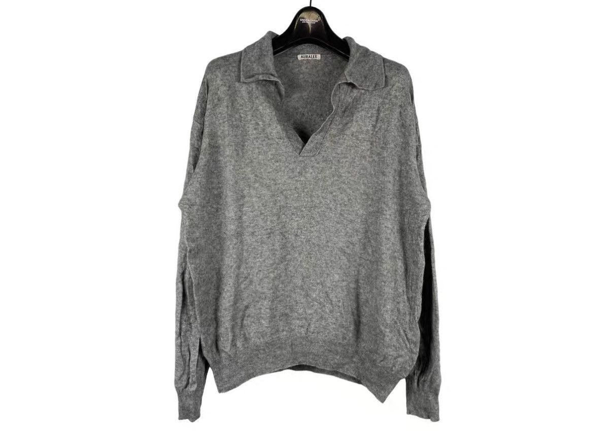 Auralee Gray V-Neck Collared Sweater Size US XL / EU 56 / 4 - 1 Thumbnail