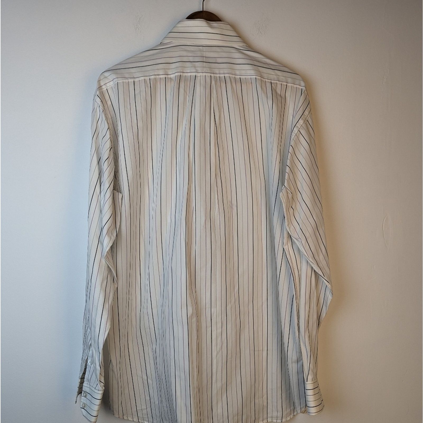 Burberry Burburry London Men's Button Front Shirt - 17 L Size US XL / EU 56 / 4 - 5 Thumbnail