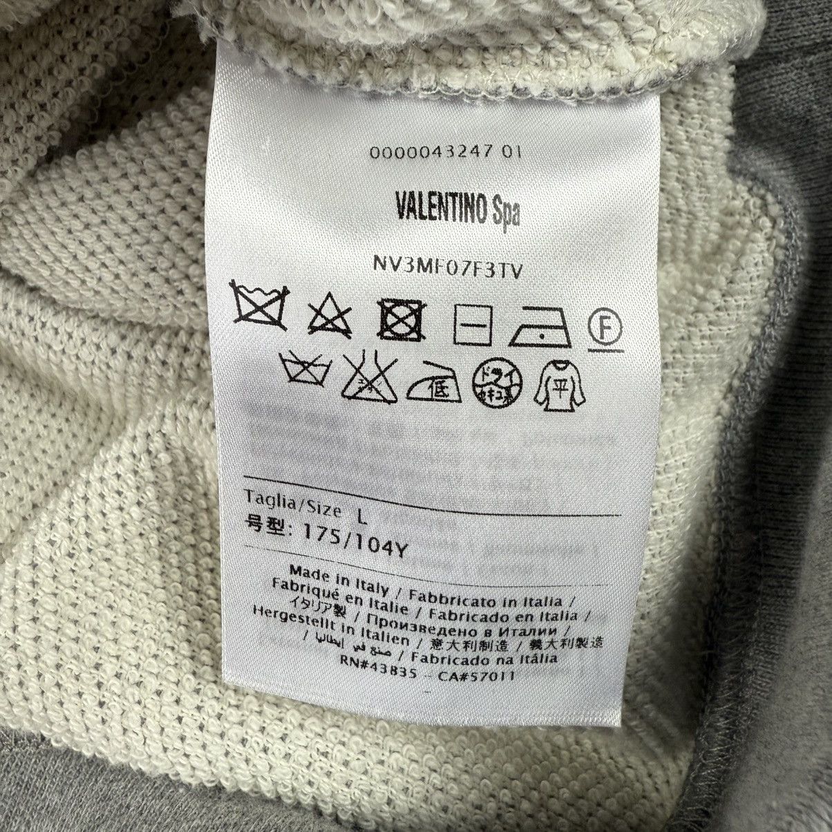 Valentino Valentino Garavani embroidered sweatshirt Size US L / EU 52-54 / 3 - 6 Thumbnail