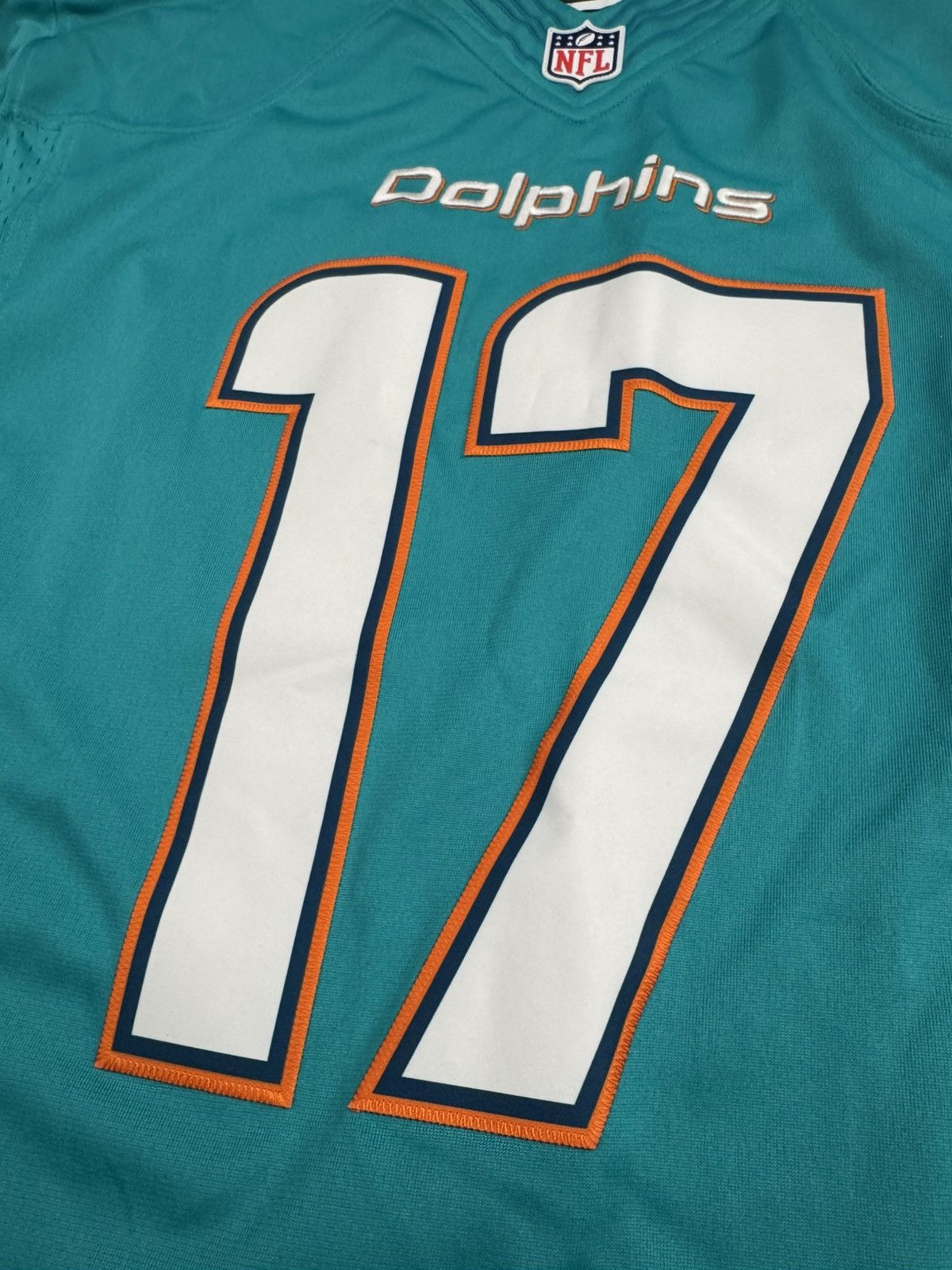 Nike Miami Dolphins Ryan Tannehill #17 NFL Stitched Aqua Jersey Size US XL / EU 56 / 4 - 3 Thumbnail