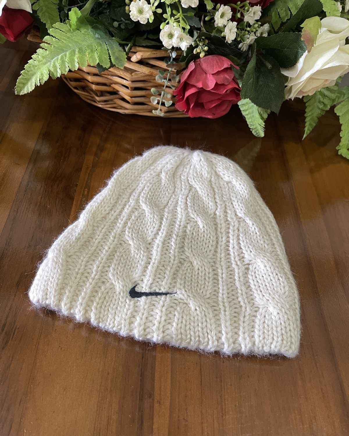 Nike Nike Swoosh Cable Knit Beanie Hats Size ONE SIZE - 2 Thumbnail