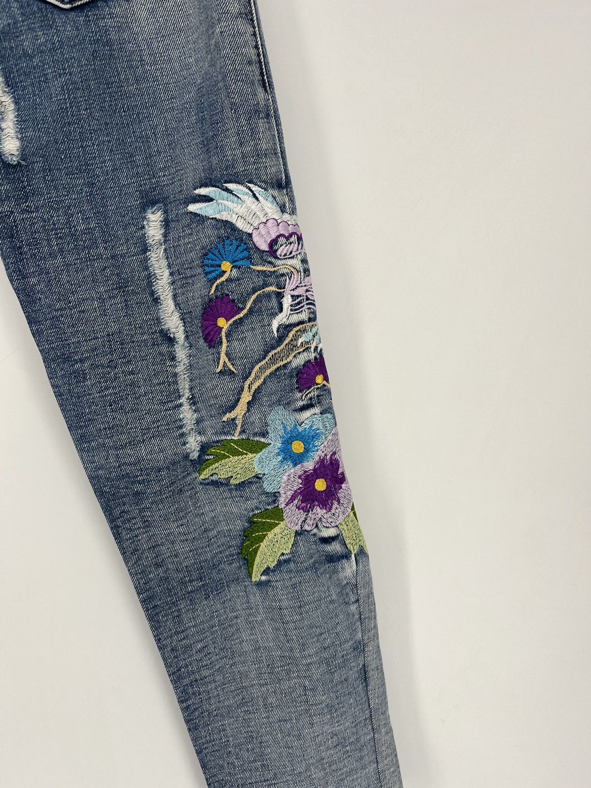 Vintage Rare Men's Jeans With Embroidered Flowers Japanese Brand Size US 28 / EU 44 - 12 Thumbnail