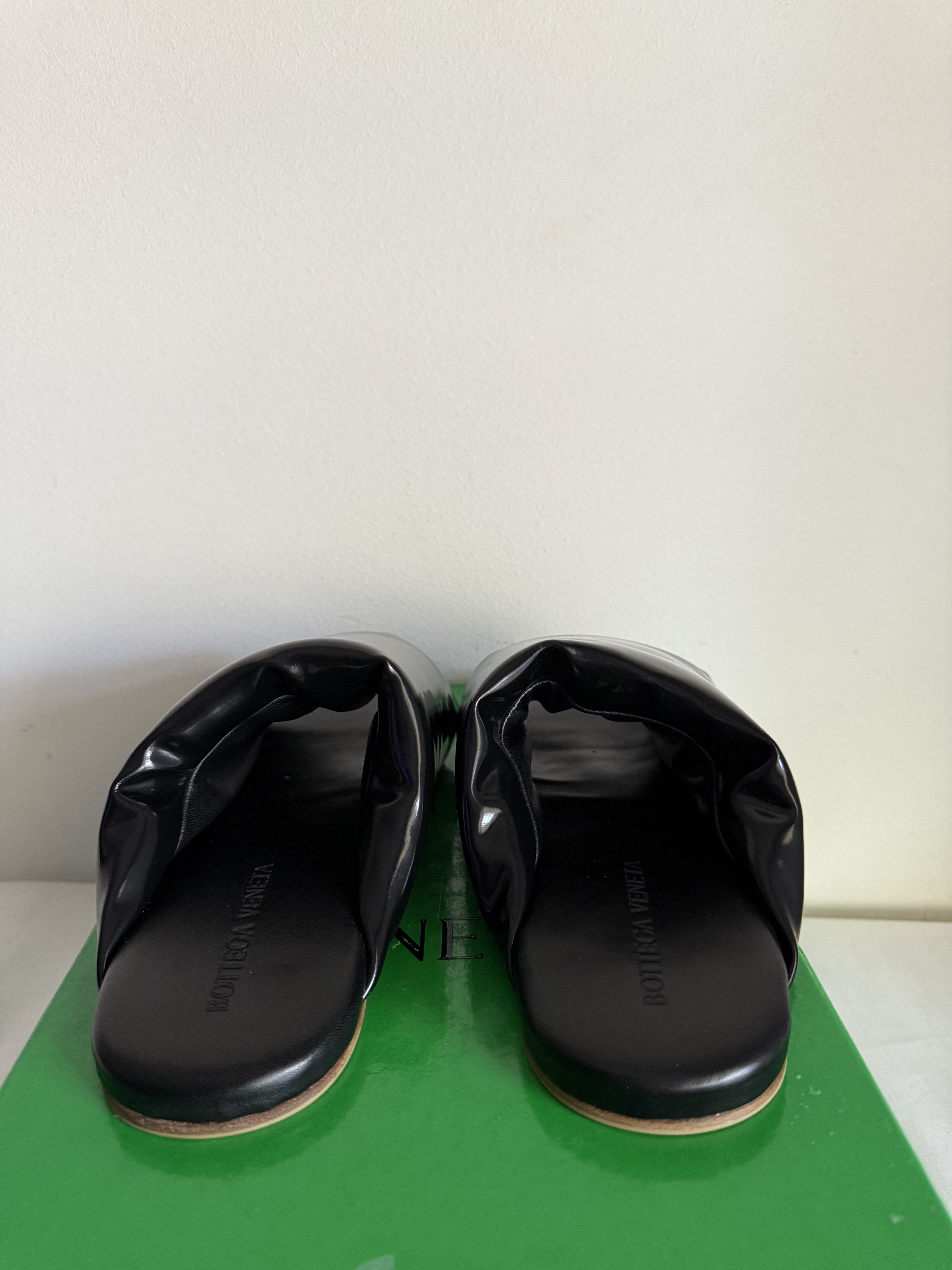 Bottega Veneta Brushed Leather Slippers Size US 9 / EU 42 - 5 Thumbnail