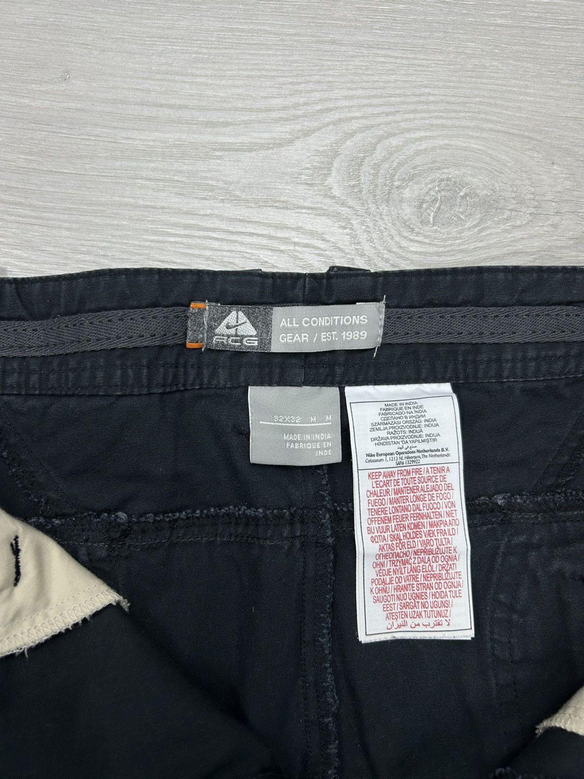 Nike ACG × Vintage Nike ACG Vintage Black Baggy Pant Size M Size US 32 / EU 48 - 6 Thumbnail