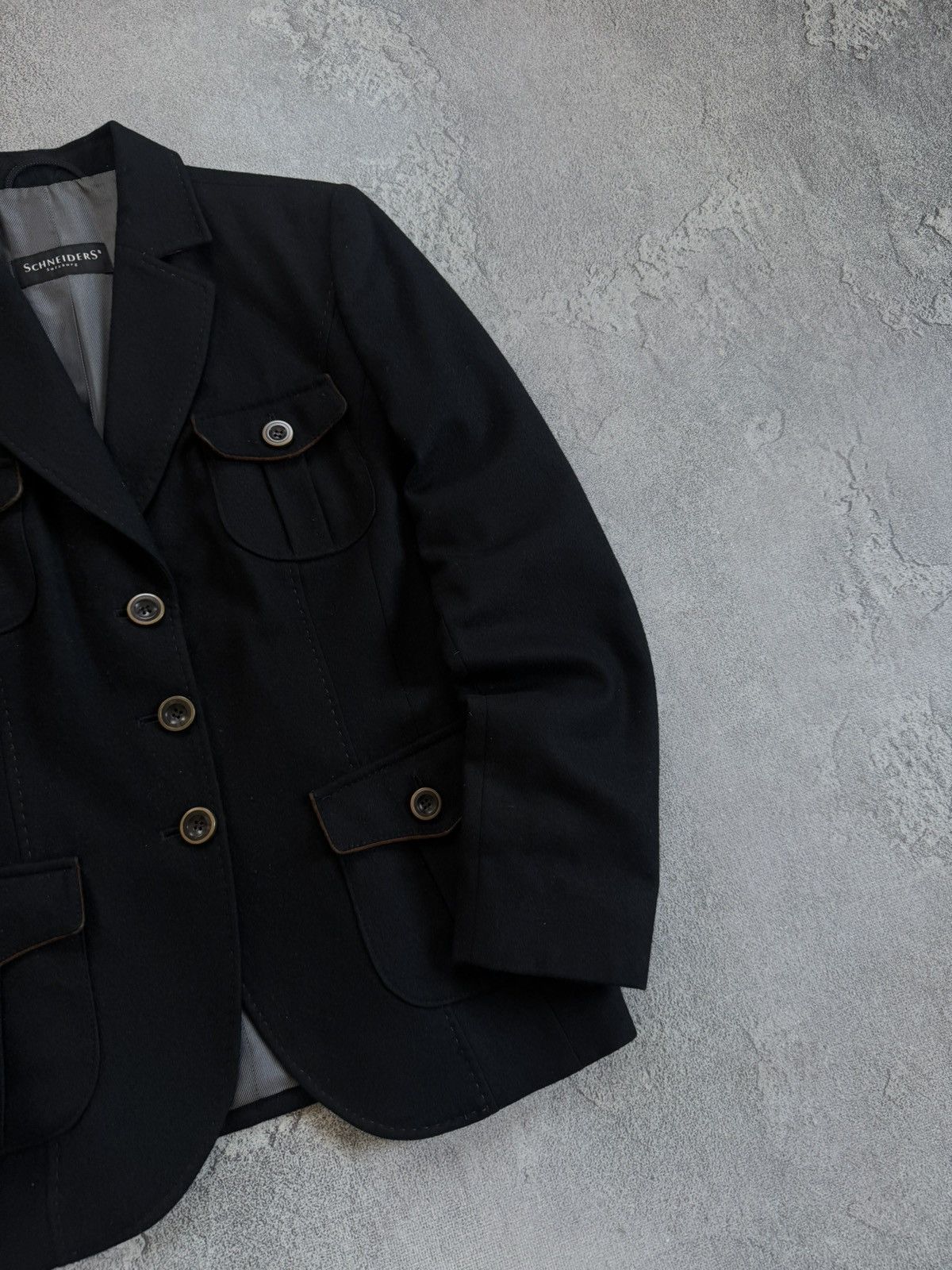 Schneiders Schneiders F40/USA8/I42 black virgin wool jacket blazer Size M / US 6-8 / IT 42-44 - 4 Thumbnail