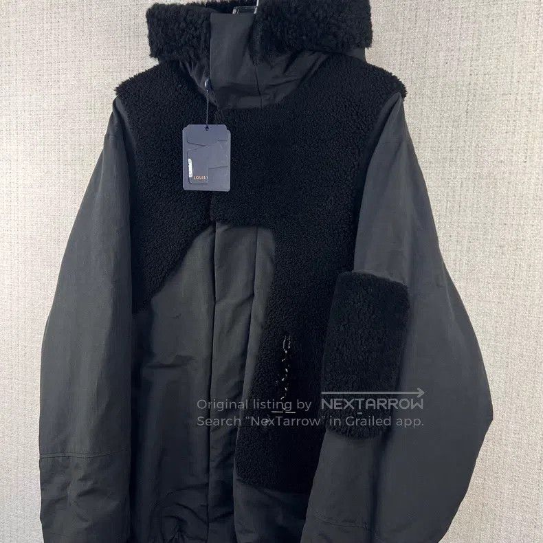Louis Vuitton Louis Vuitton Wool patchwork hooded chain-zip detail padde Size US M / EU 48-50 / 2 - 2 Thumbnail