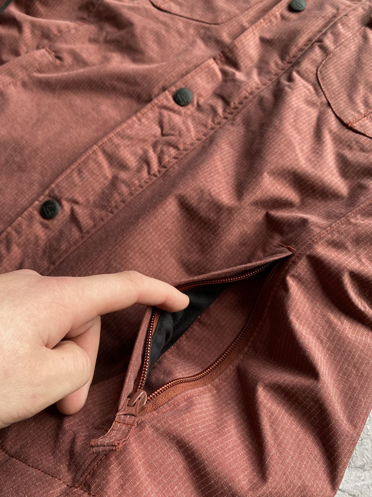 Oakley Rare Y2K Oakley Light Gorpcore Rain Outdoor Jacket Gorpcore Size US S / EU 44-46 / 1 - 6 Thumbnail