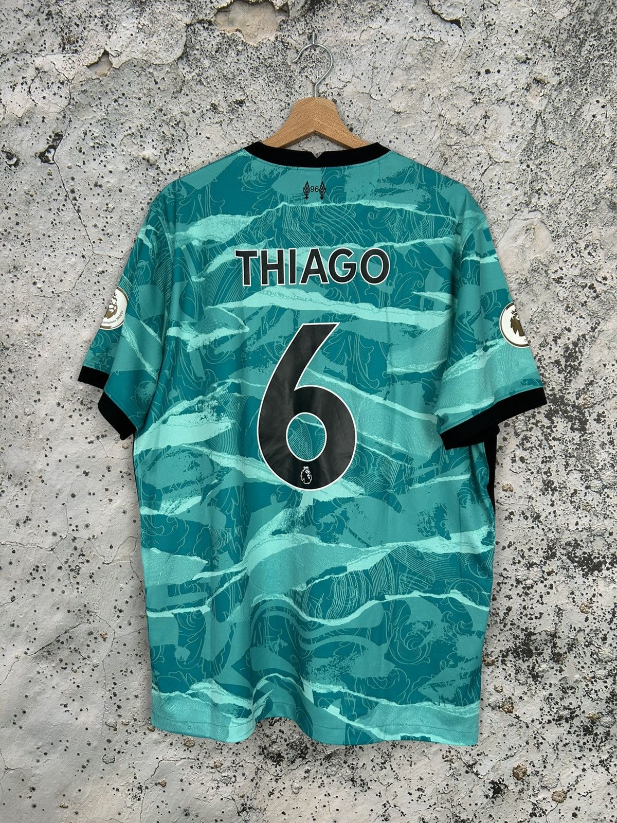 Nike Liverpool FC Nike Thiago Soccer Jersey Football Sportswear Size US XL / EU 56 / 4 - 1 Thumbnail