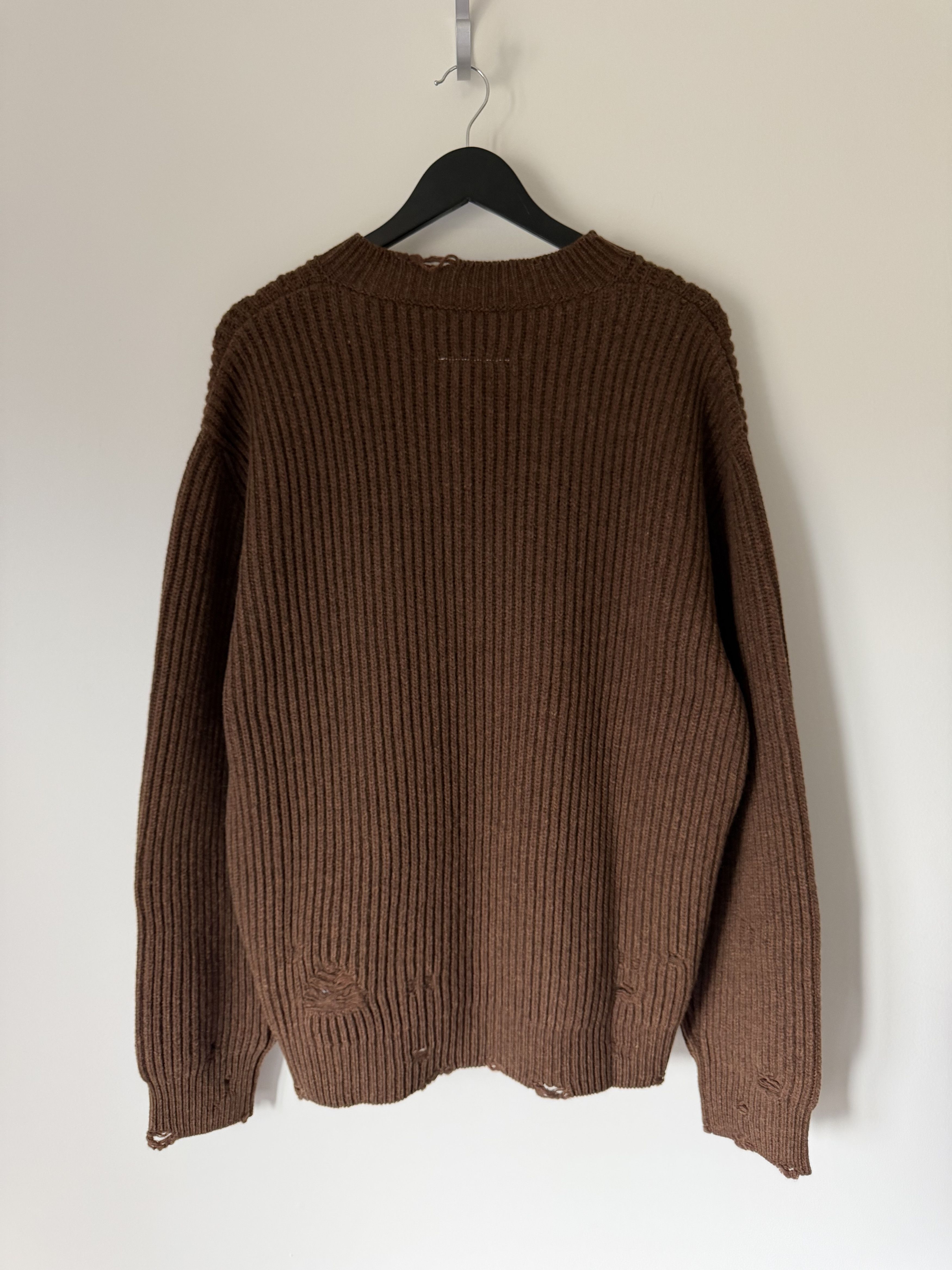 MM6 MM6 Maison Margiela Distressed V-Neck Sweater in Brown Size US L / EU 52-54 / 3 - 5 Thumbnail
