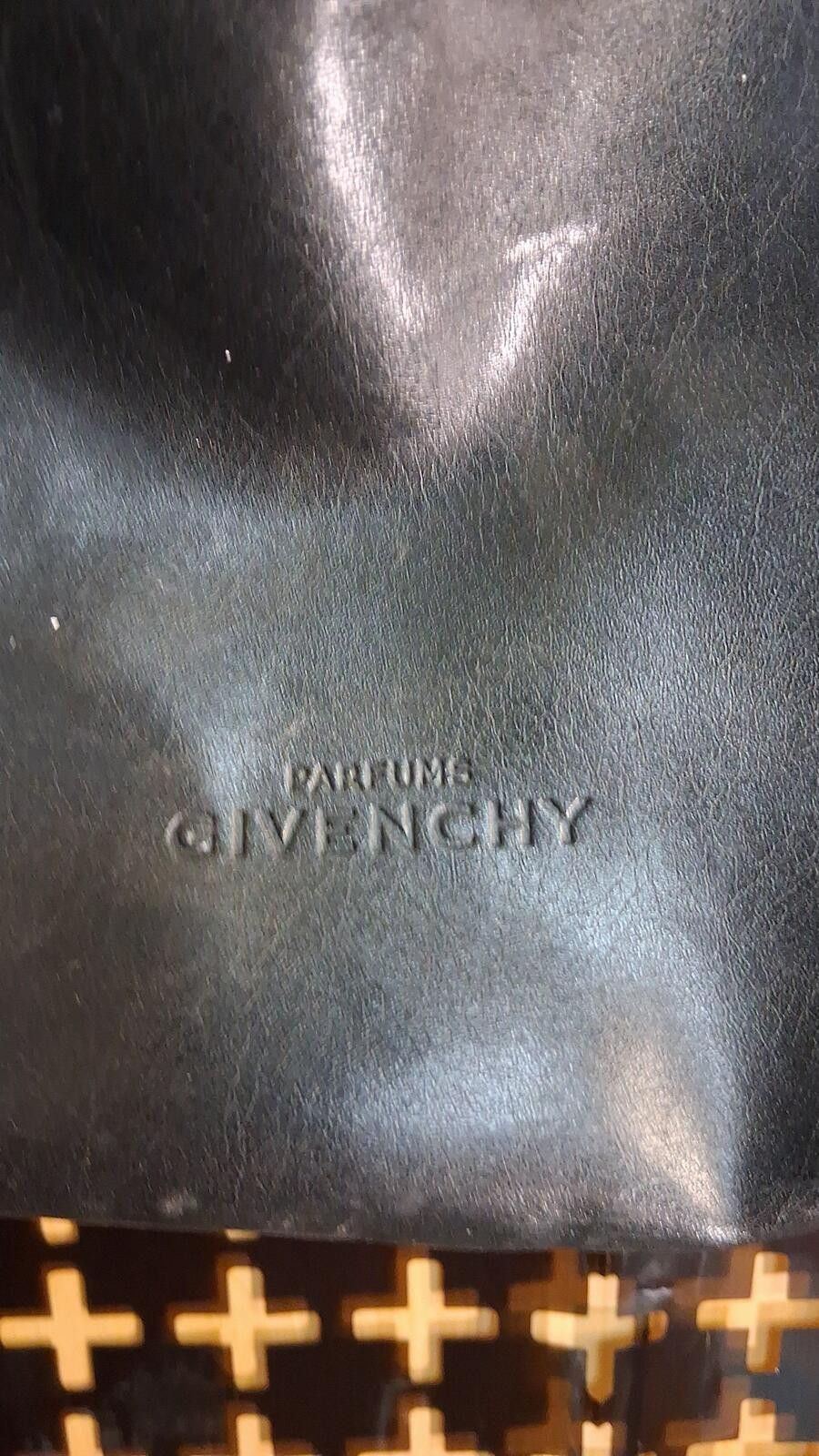 Givenchy Parfums Givenchy Black Leather Drawstring Bag Bucket Bag Size ONE SIZE - 3 Thumbnail