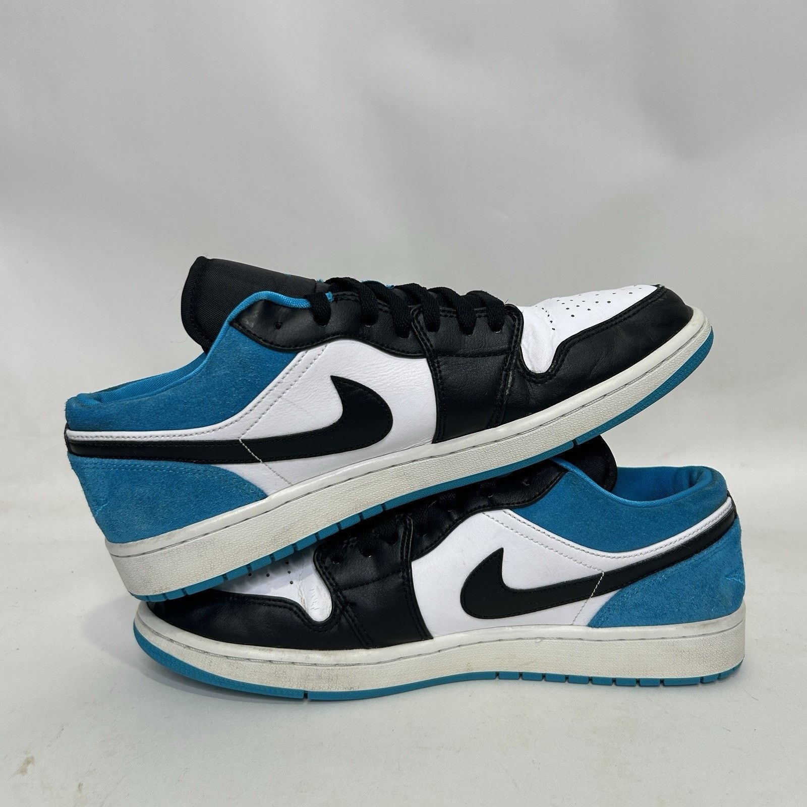 Jordan Brand Nike Air Jordan 1 Low SE “Laser Blue” Size US 12 / EU 45 - 3 Thumbnail