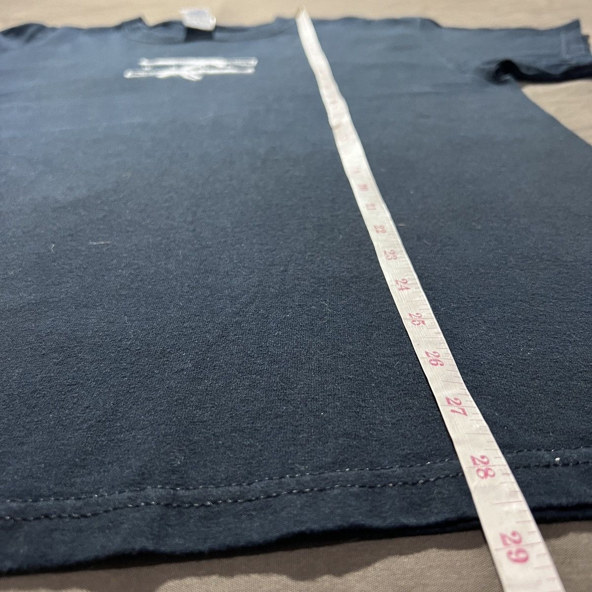 Vintage Vintage Y2K WKUK AK-47 Gun Tee L Faded graphic streetwear Size US L / EU 52-54 / 3 - 7 Thumbnail