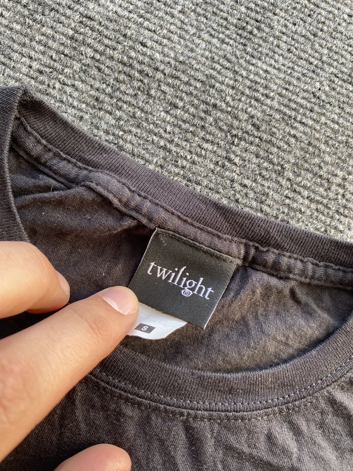 Band Tees 🔥Twilight Saga Movie Black tee top s rare Size S / US 4 / IT 40 - 3 Thumbnail