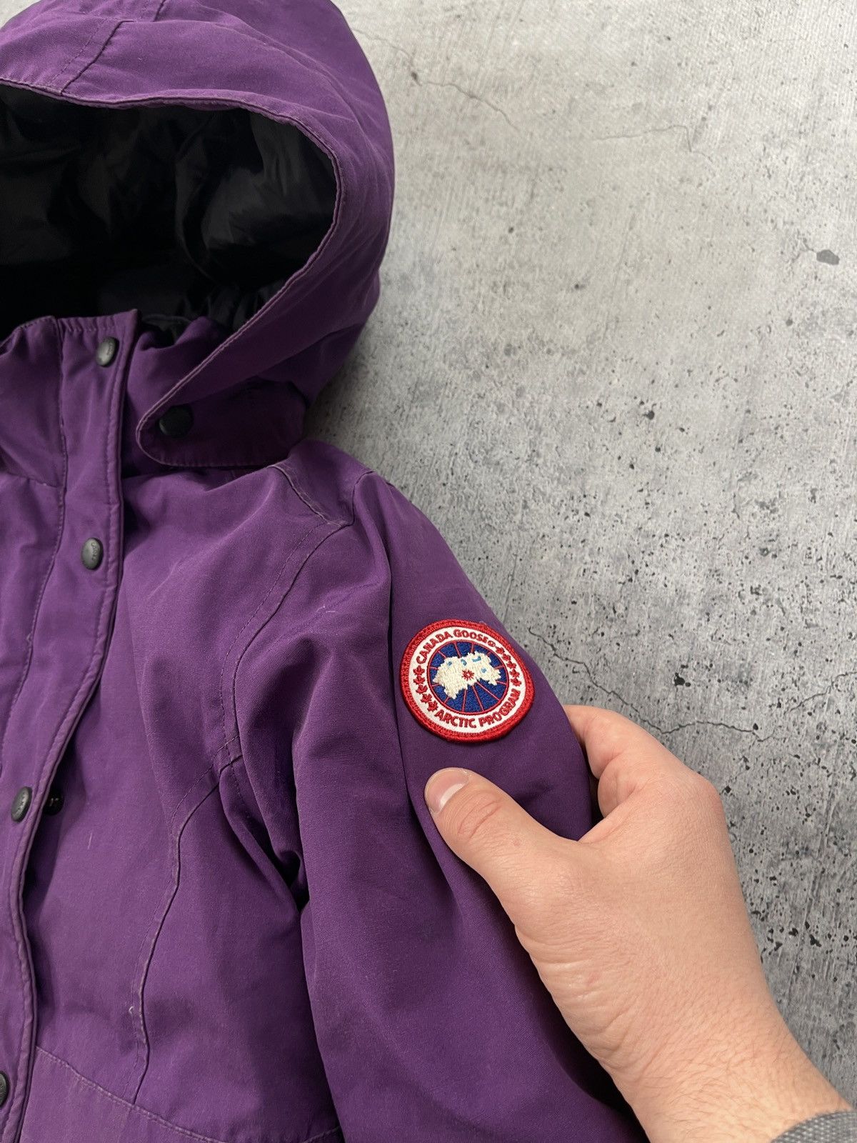 Canada Goose Canada goose Youth Rundle Bomber for kids Size US XXS / EU 40 - 4 Thumbnail