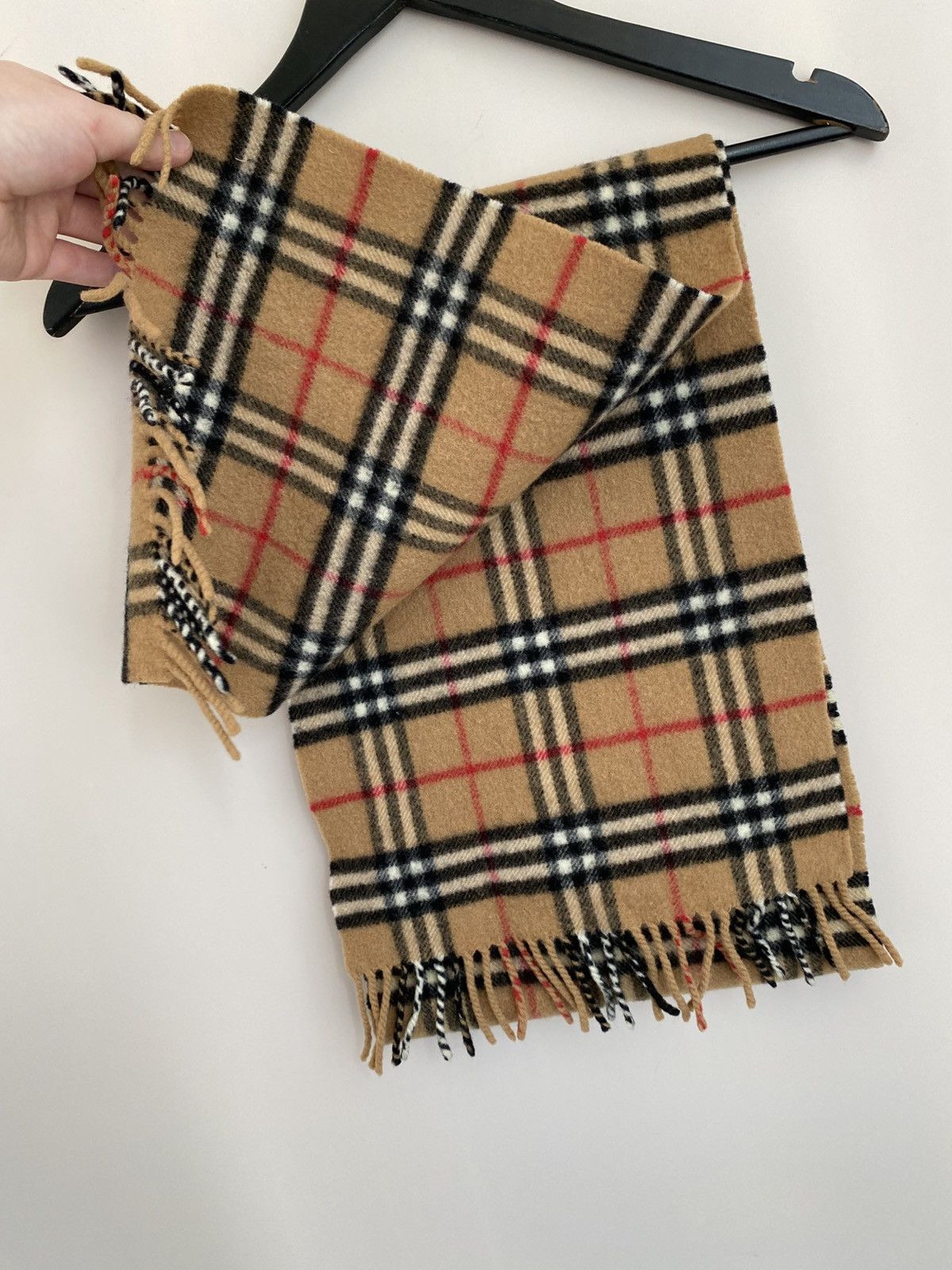 Burberry BURBERRY SCARF in CASHMERE NEW VINTAGE Size ONE SIZE - 4 Thumbnail