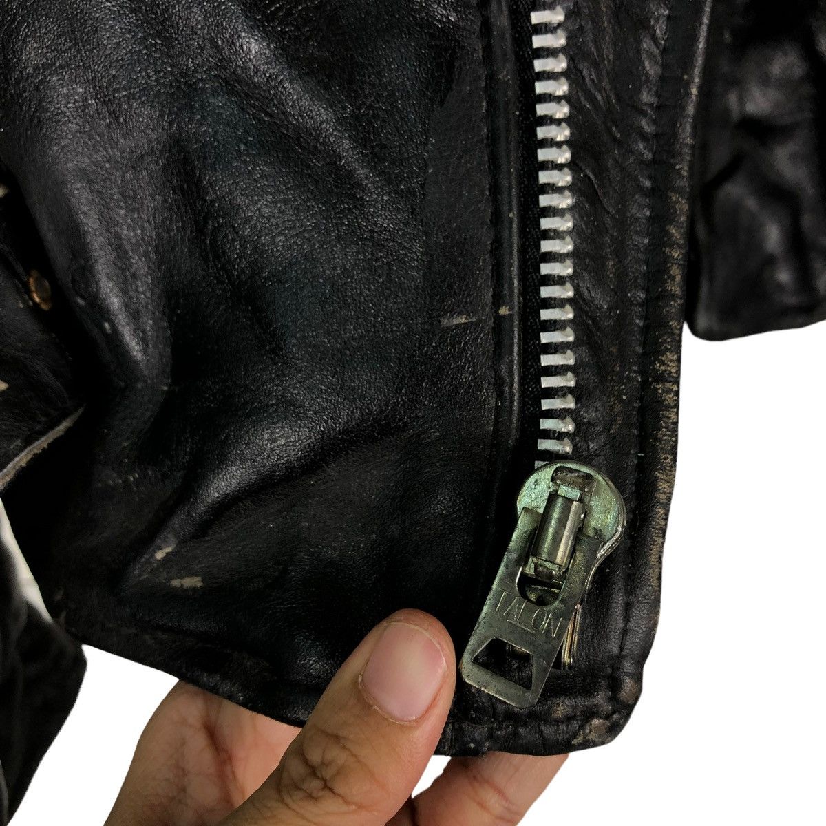 Schott ☄️VINTAGE SCHOTT PERFECTO DOUBLE BREAST BIKER JACKET Size US M / EU 48-50 / 2 - 11 Thumbnail