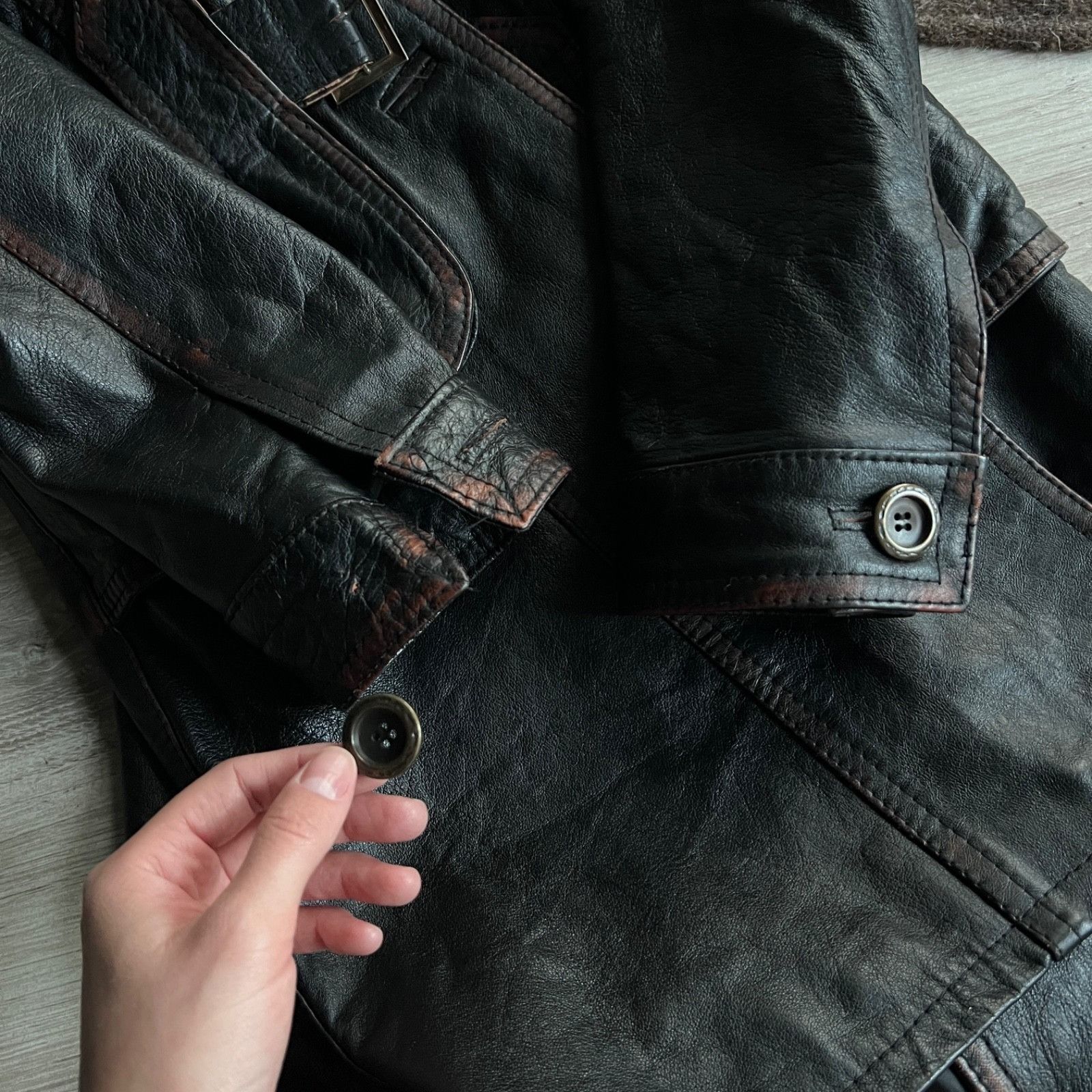 Vintage Vintage Italian Leather Trench Coat Belted Coat 9731AC Size S / US 4 / IT 40 - 11 Thumbnail