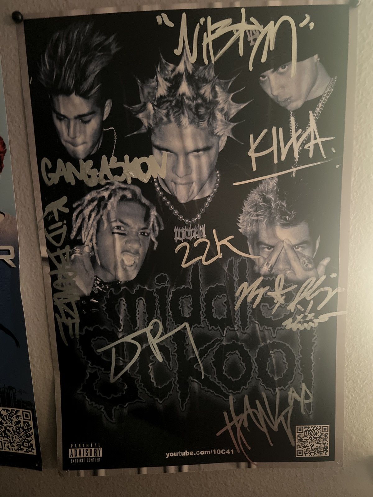 Supreme 10C41 signed poster Size ONE SIZE - 1 Thumbnail