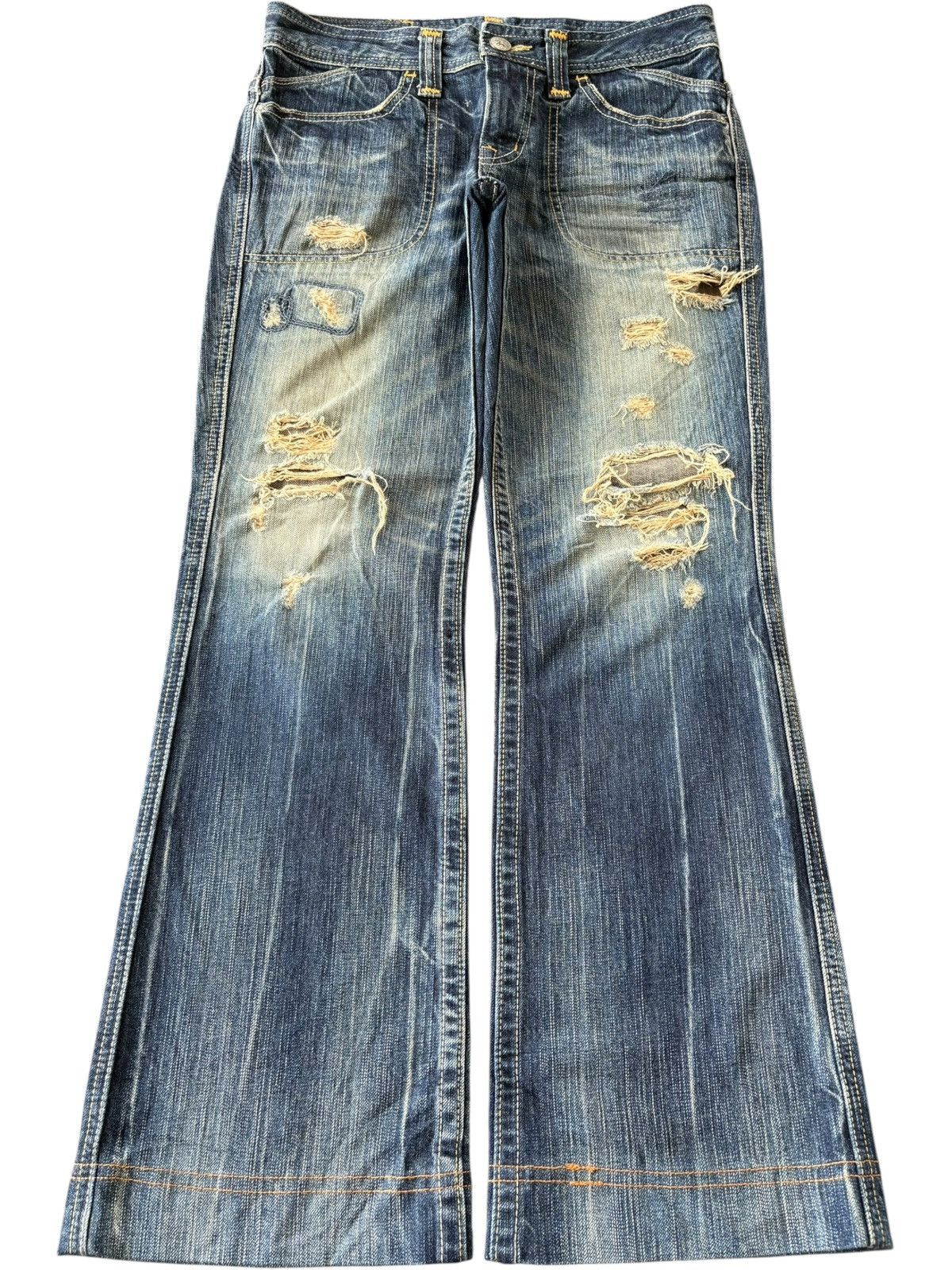 Japanese Brand Vintage Japanese Brand Rusty Wash Distress Flare Jeans Size 30" / US 8 / IT 44 - 1 Thumbnail