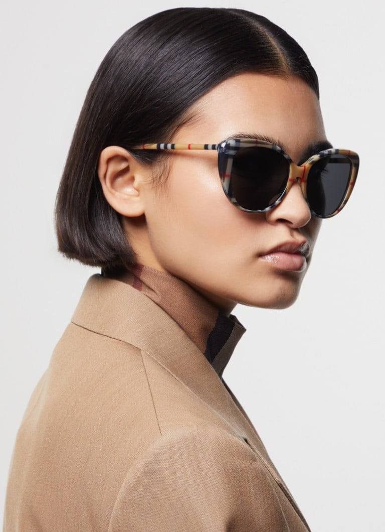 Burberry Burberry BE4407 385387 Sunglasses Black/Vintage Cat Eye Fram Size ONE SIZE - 3 Thumbnail