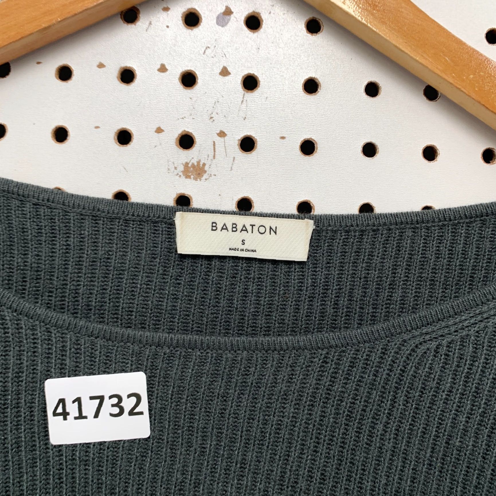 Vintage Babaton Wool Blend Knit Sweater Womens Small Gray Cropped Ribbed Long Sleeve Balloon Sleeve Size S / US 4 / IT 40 - 3 Thumbnail