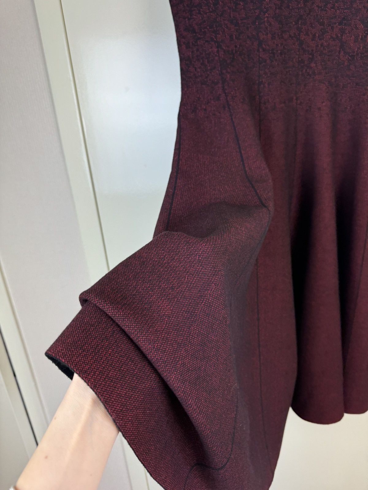 Prada Prada wool burgundy red dress midi gown evening winter M Size M / US 6-8 / IT 42-44 - 4 Thumbnail