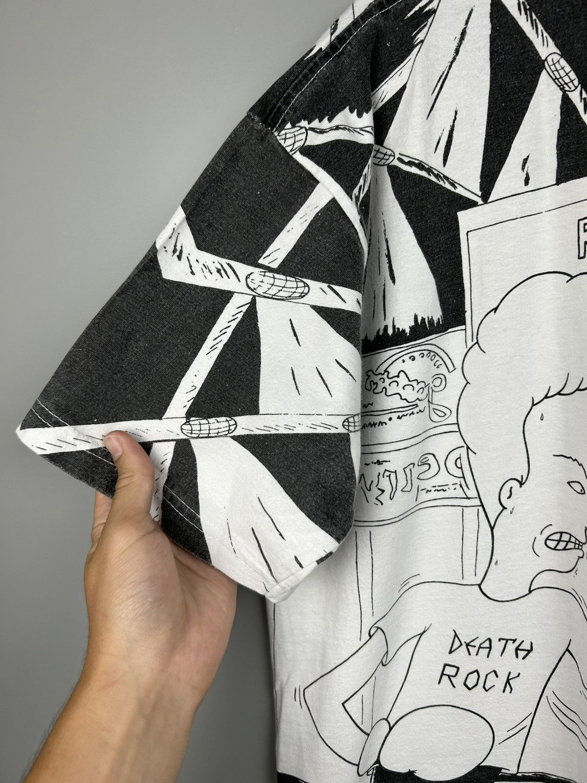 Mtv Vintage 1994 Beavis and Butthead All Over Print T Shirt Size US XL / EU 56 / 4 - 12 Thumbnail