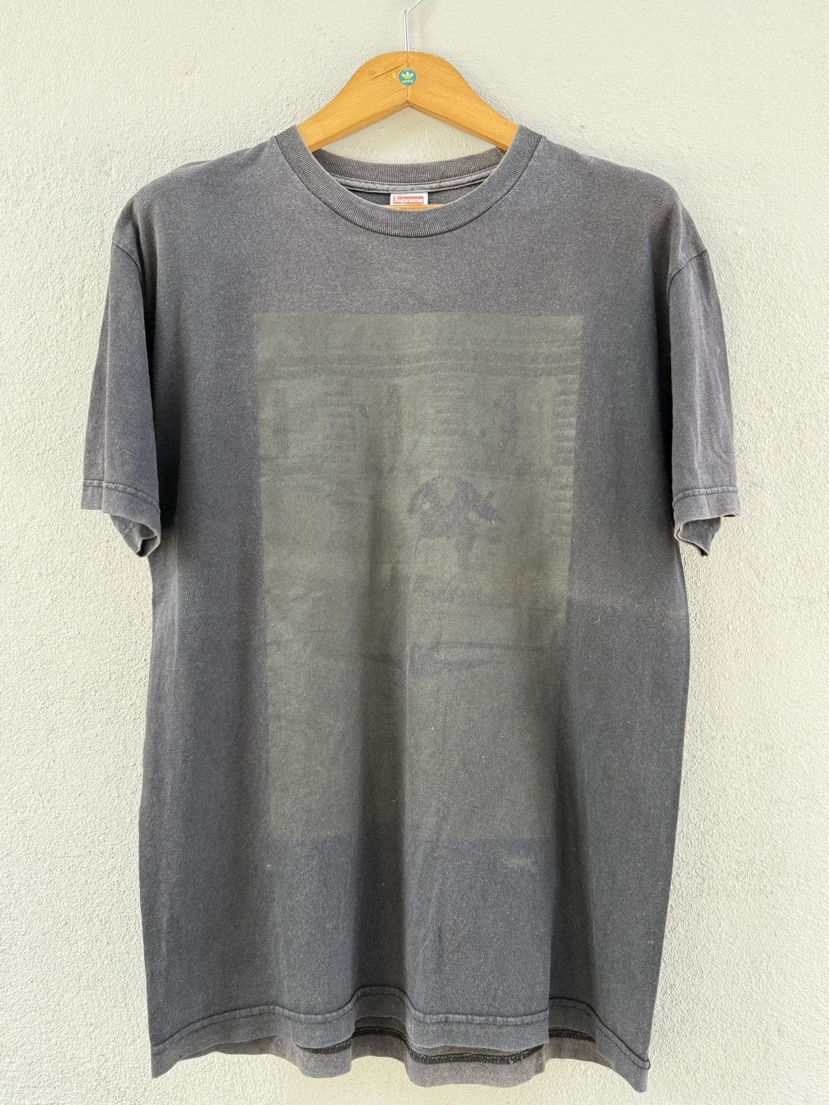 Supreme Thrashed Vintage Supreme Skateboad Sun Faded Grunge Tee Size US L / EU 52-54 / 3 - 1 Thumbnail