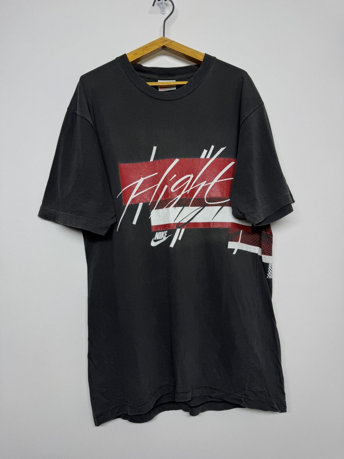 Nike Vintage Y2k Faded Nike Jordan 23 Spell Out Logo T-Shirt 90’s Size US L / EU 52-54 / 3 - 4 Thumbnail